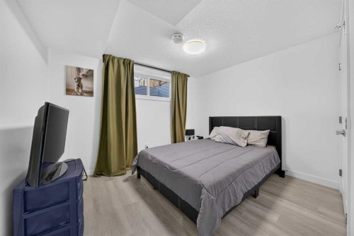 289 Magnolia Way Se, Calgary, AB 