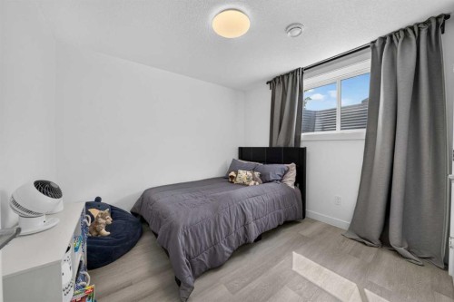 289 Magnolia Way Se, Calgary, AB 
