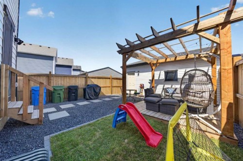 289 Magnolia Way Se, Calgary, AB 