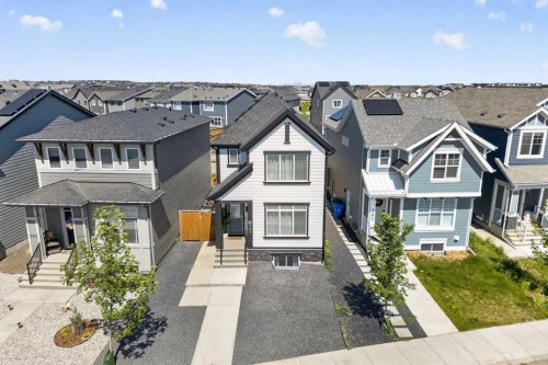 289 Magnolia Way Se, Calgary, AB 