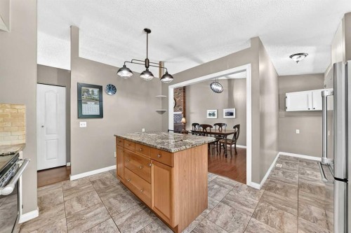 11335 Braeside Drive Sw, Calgary, AB 