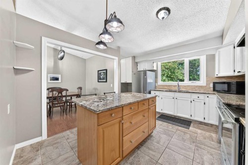 11335 Braeside Drive Sw, Calgary, AB 