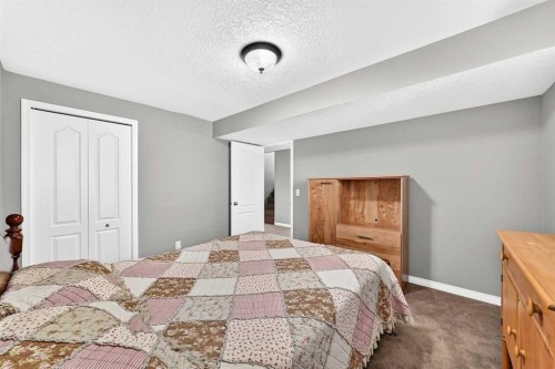 11335 Braeside Drive Sw, Calgary, AB 