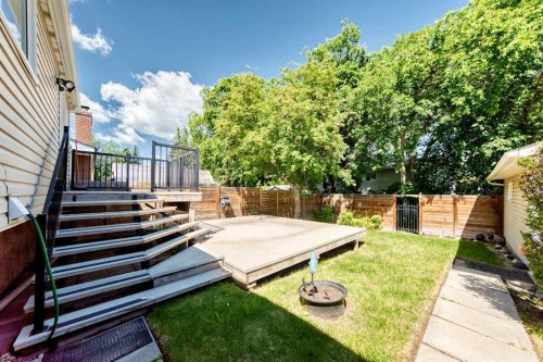 11335 Braeside Drive Sw, Calgary, AB 