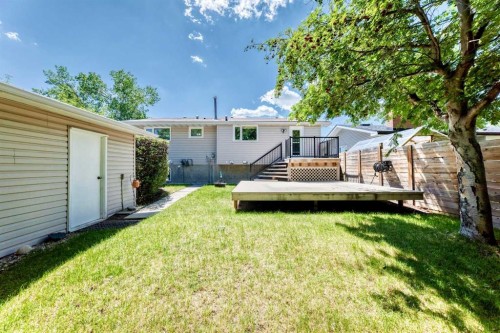 11335 Braeside Drive Sw, Calgary, AB 