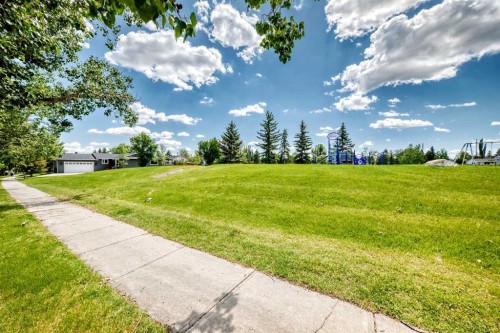 11335 Braeside Drive Sw, Calgary, AB 