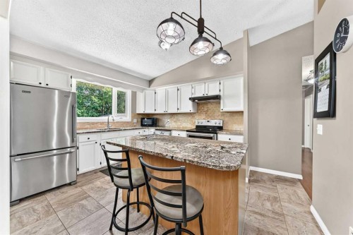 11335 Braeside Drive Sw, Calgary, AB 