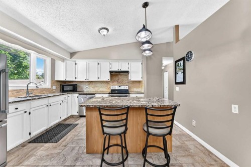11335 Braeside Drive Sw, Calgary, AB 