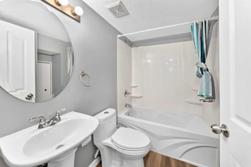 50 Royal Birch Terrace Nw, Calgary, AB 