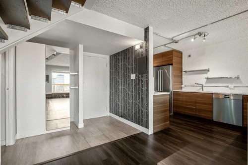 2911-221 6 Avenue Se, Calgary, AB - Indoor