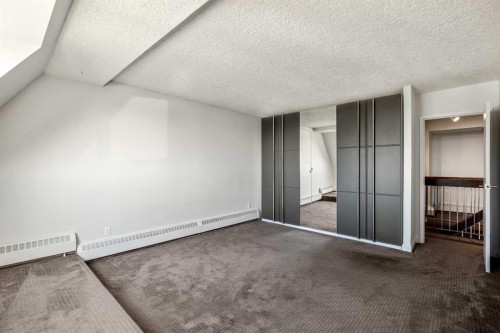 2911-221 6 Avenue Se, Calgary, AB - Indoor Photo Showing Other Room