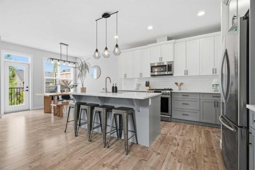 26 Crestbrook Drive Sw, Calgary, AB 