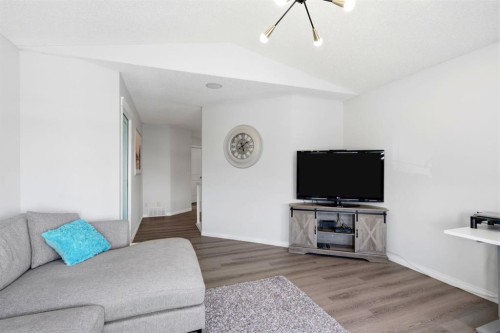 212 Willowmere Close, Chestermere, AB 