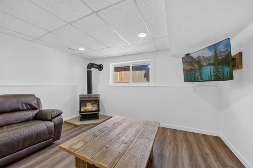 7 Westhill Drive, Didsbury, AB 