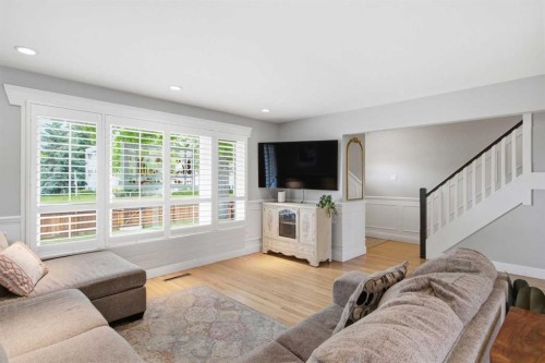8616 Elbow Drive Sw, Calgary, AB 