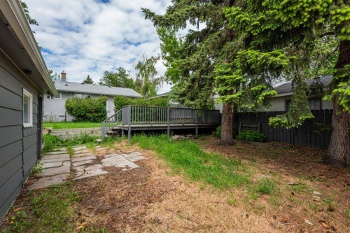 3136 46 Street Sw, Calgary, AB 