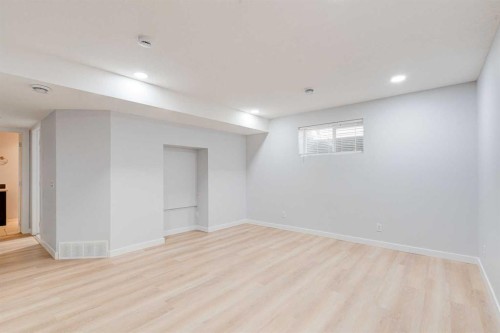 173 Copperfield Gardens Se, Calgary, AB 