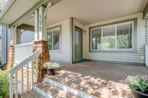 173 Copperfield Gardens Se, Calgary, AB 