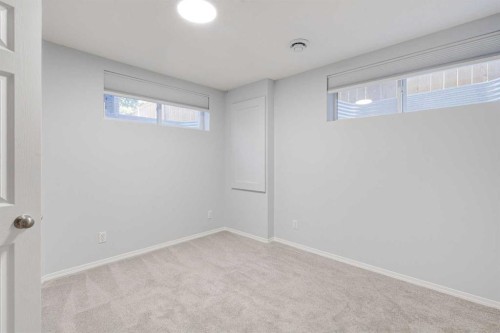 173 Copperfield Gardens Se, Calgary, AB 