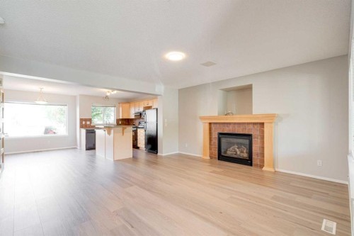 173 Copperfield Gardens Se, Calgary, AB 