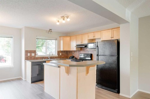 173 Copperfield Gardens Se, Calgary, AB 