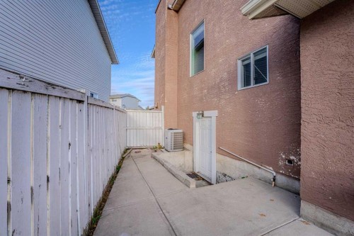 4 Del Ray Crescent Ne, Calgary, AB 