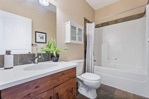 135 Drake Landing View, Okotoks, AB 