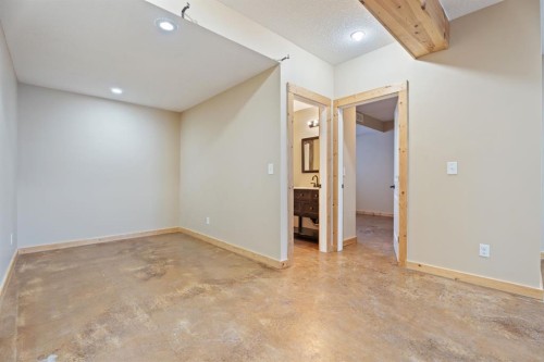 135 Drake Landing View, Okotoks, AB 