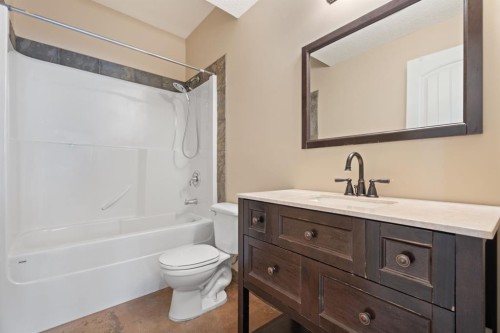 135 Drake Landing View, Okotoks, AB 
