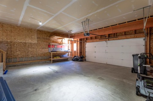 135 Drake Landing View, Okotoks, AB 