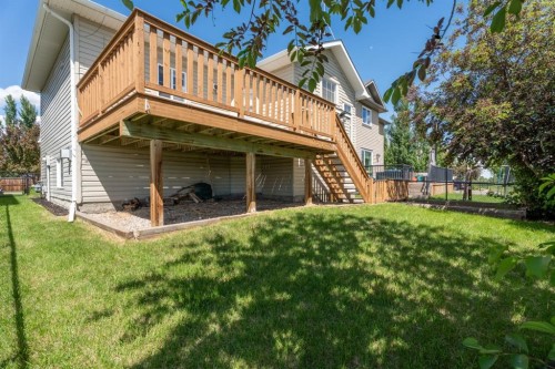 135 Drake Landing View, Okotoks, AB 