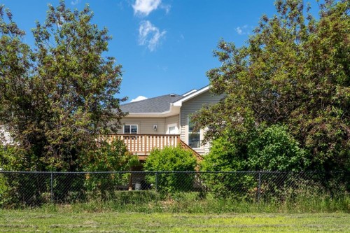 135 Drake Landing View, Okotoks, AB 