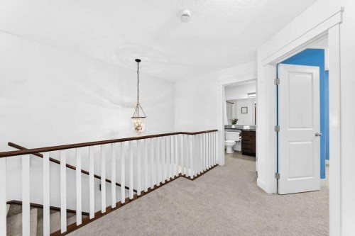 275 Aspen Hills Close Sw, Calgary, AB 