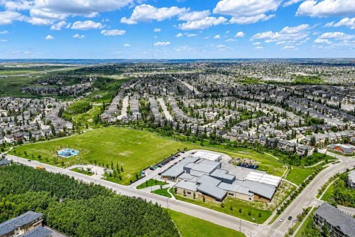 275 Aspen Hills Close Sw, Calgary, AB 