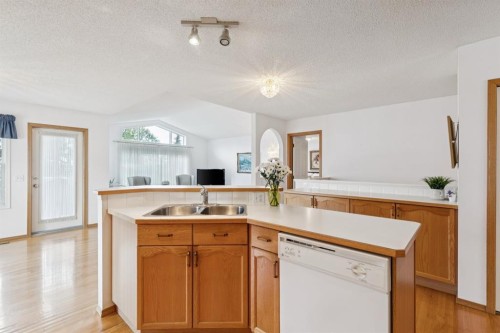 614 Sierra Madre Court Sw, Calgary, AB 