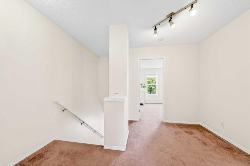 203 Mckenzie Towne Gate Se, Calgary, AB 