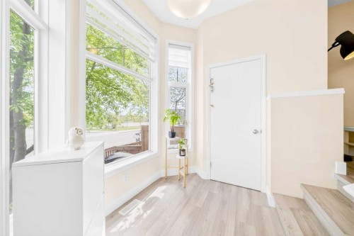 203 Mckenzie Towne Gate Se, Calgary, AB 