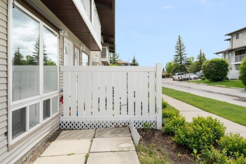 511-200 Brookpark Drive Sw, Calgary, AB 