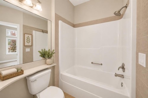 72 Prestwick Pond Terrace Se, Calgary, AB 