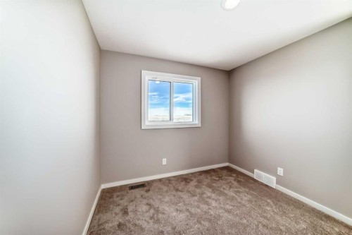 3037 Lanark Boulevard Se, Airdrie, AB 