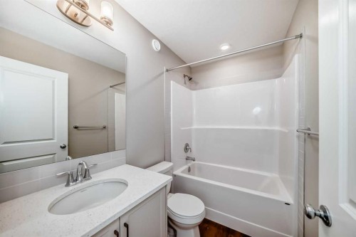 3037 Lanark Boulevard Se, Airdrie, AB 
