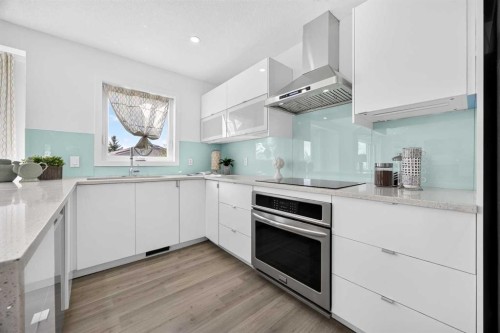 7 Signature Mews Sw, Calgary, AB 