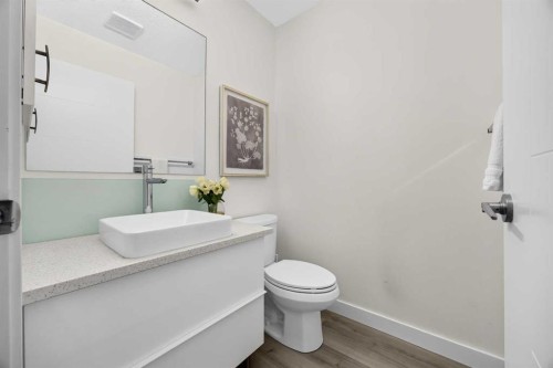 7 Signature Mews Sw, Calgary, AB 