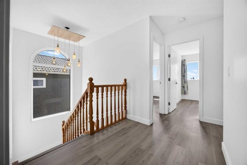 7 Signature Mews Sw, Calgary, AB 