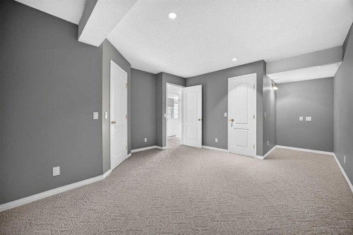 7 Signature Mews Sw, Calgary, AB 