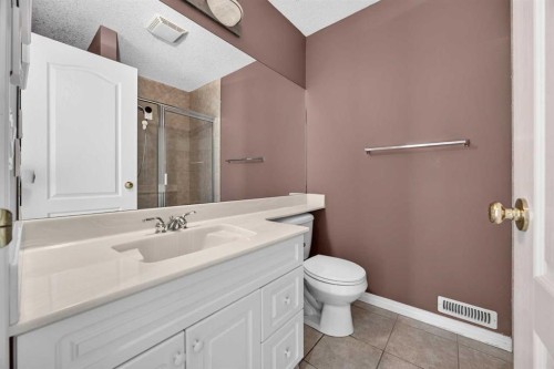 7 Signature Mews Sw, Calgary, AB 