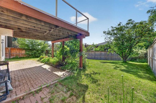 7 Signature Mews Sw, Calgary, AB 