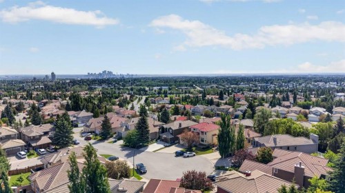 7 Signature Mews Sw, Calgary, AB 
