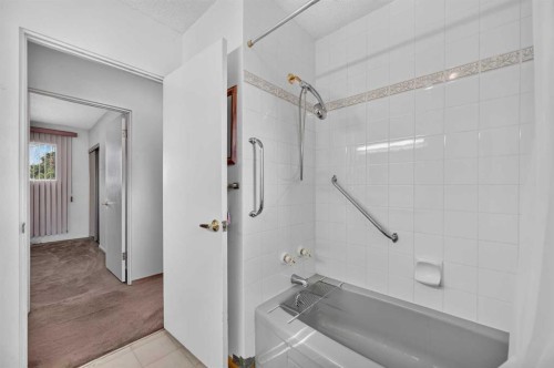 117 Fairview Drive Se, Calgary, AB 
