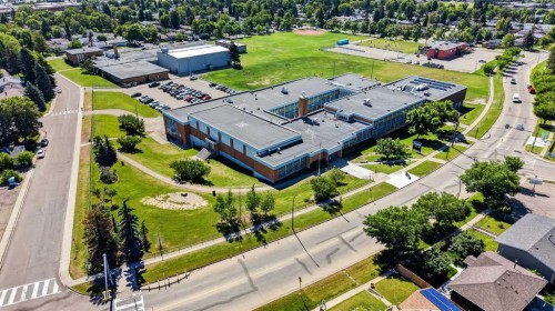117 Fairview Drive Se, Calgary, AB 